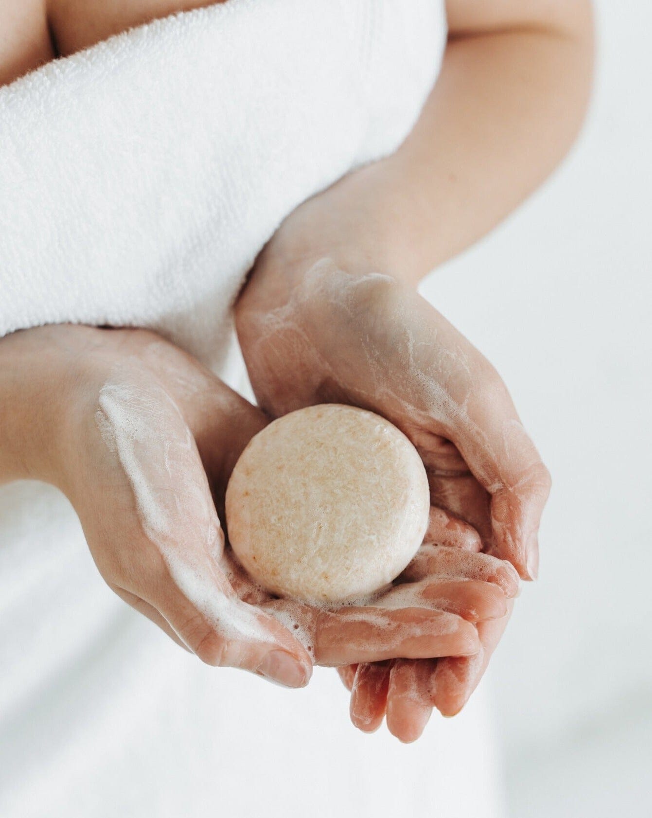 Shampoo Bar | Sweet Orange + Grapefruit Shampoo Bar Zero Waste MVMT Package-Free