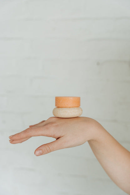 Shampoo Bar | Sweet Orange + Grapefruit Shampoo Bar Zero Waste MVMT 